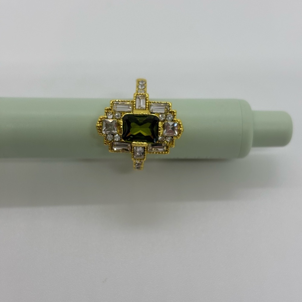 NWT Vintage costume jewelry statement ring - regency, avante garde -size 7 - Picture 5 of 8